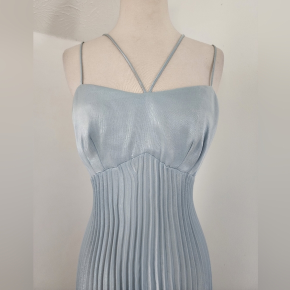 Vintage Steppin' Out Icy Blue Accordian Pleat Evening Gown - Picture 6 of 8